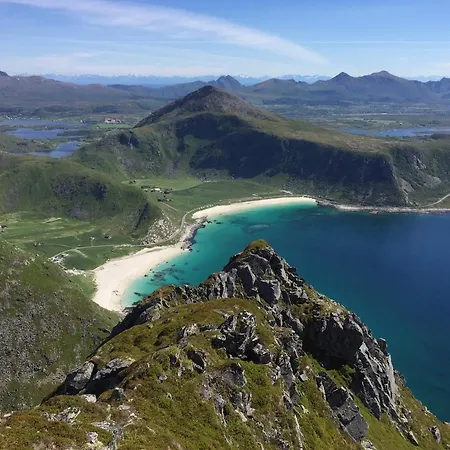 Cozy In The Middle Of Lofoten Vestvagoy